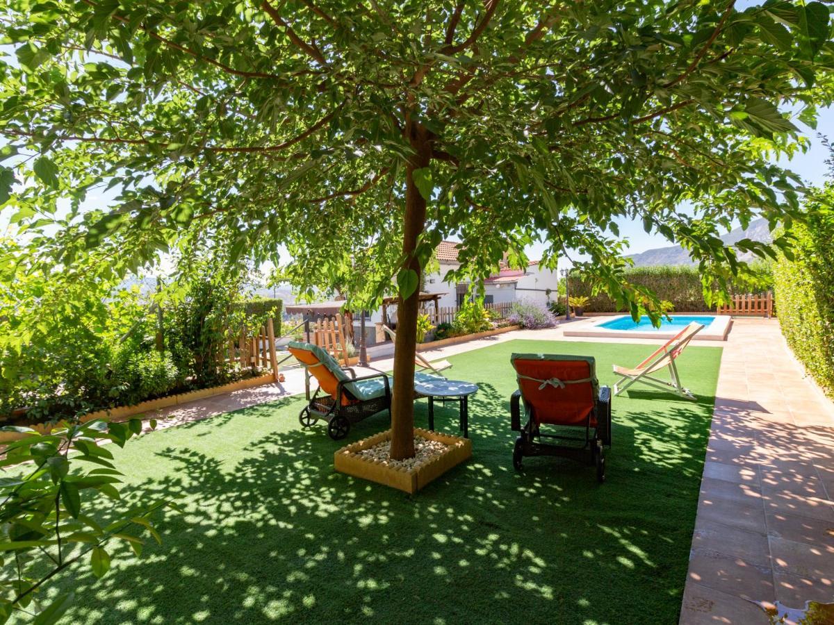Cortijo La Erilla Farm stay *
