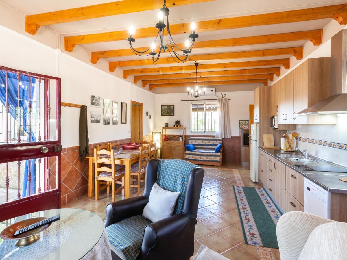 Cortijo La Erilla Farm stay